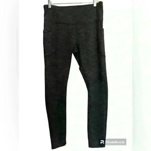 Mondetta Performance + Luxury athletic‎ leggings. Women’s size medium